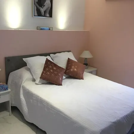 Bed & Breakfast Le Train Sifflera Trois Fois