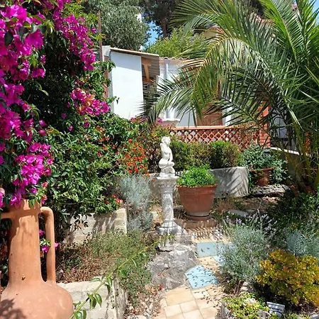 Bed & Breakfast Le Train Sifflera Trois Fois *